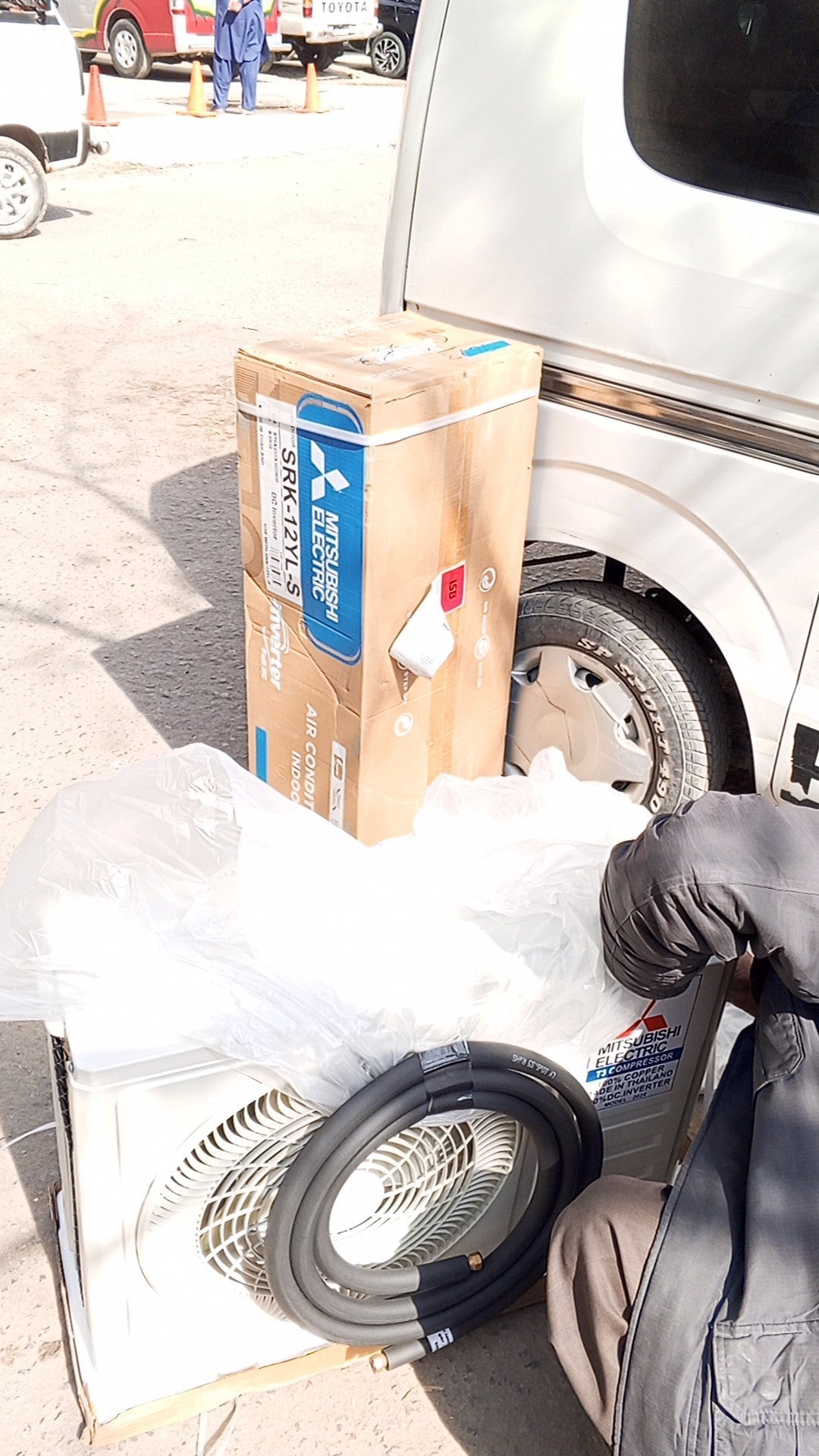 MITSUBISHI SPLIT NEW AC DC INVERTER ENERGY SAVER IMPORTED MADE IN THAILAND